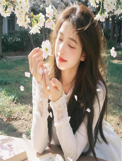 从技术角度看《时间管理大师》：增强现实技术的解决拍摄难题的创新方案 推动影视技术的创新发展